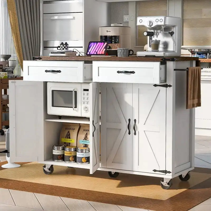 Îlot de cuisine avec prise électrique et abattant